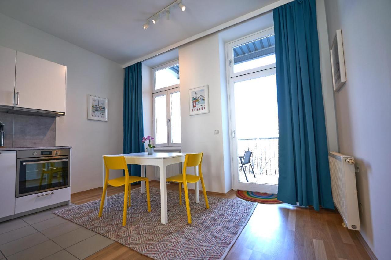 Trendy Apartment Zentral Gelegen Виена Екстериор снимка