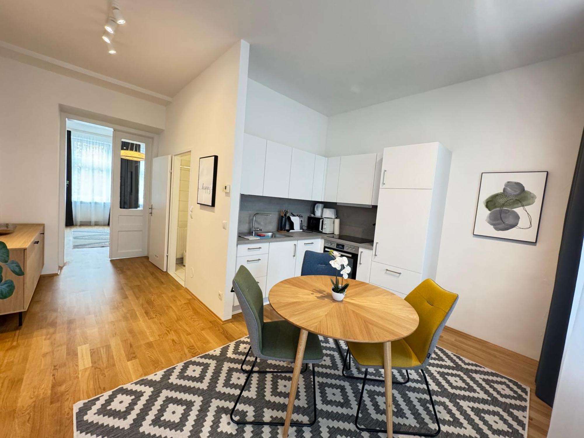 Trendy Apartment Zentral Gelegen Виена Екстериор снимка