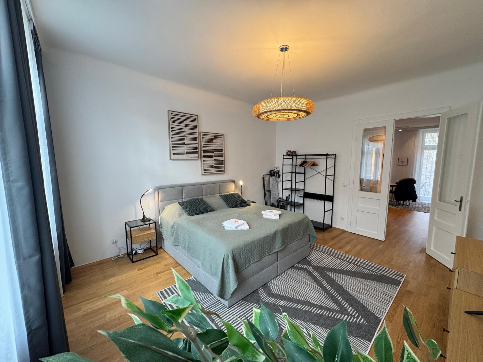 Trendy Apartment Zentral Gelegen Виена Екстериор снимка